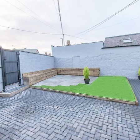 Bright, Fresh, Renovated 3 Bedroom Apartment In The Heart Of Montrose Angus Eksteriør bilde